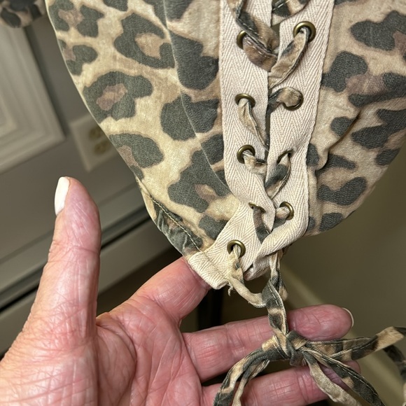 Vintage Havana Blouse Leopard Print Back Tie Detail Long Sleeves Button Down - Picture 4 of 13